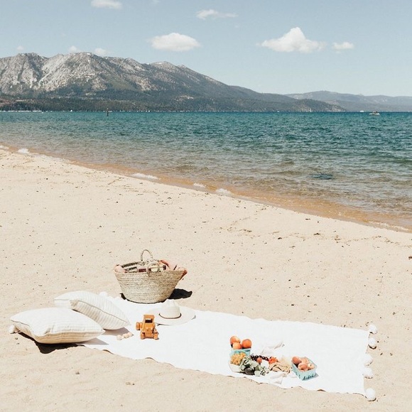 Meet your Posher, Luna - Picture 1 of 1